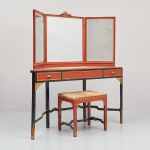 464998 Dressing table